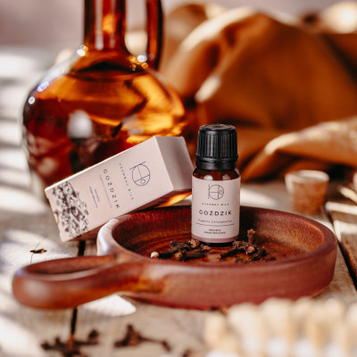 Naturalny olejek eteryczny goździkowy Harmony Oils 10ml